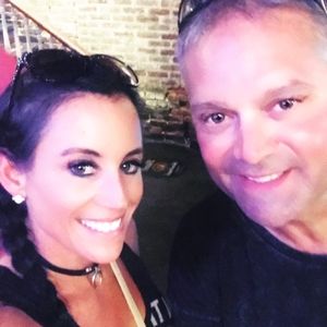 Meet your Posher, Corrie